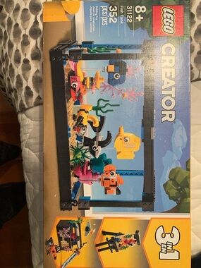 Lego Creator Bright Yellow, Orange, Pink & Blue Sea Creatures Playset